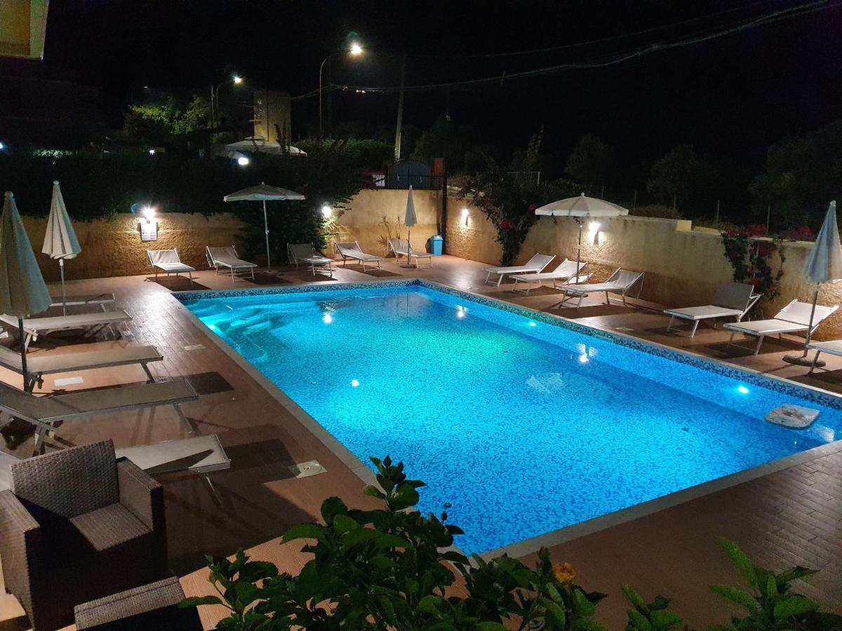 Laura Casa Vacanze Capo Vaticano Exterior foto