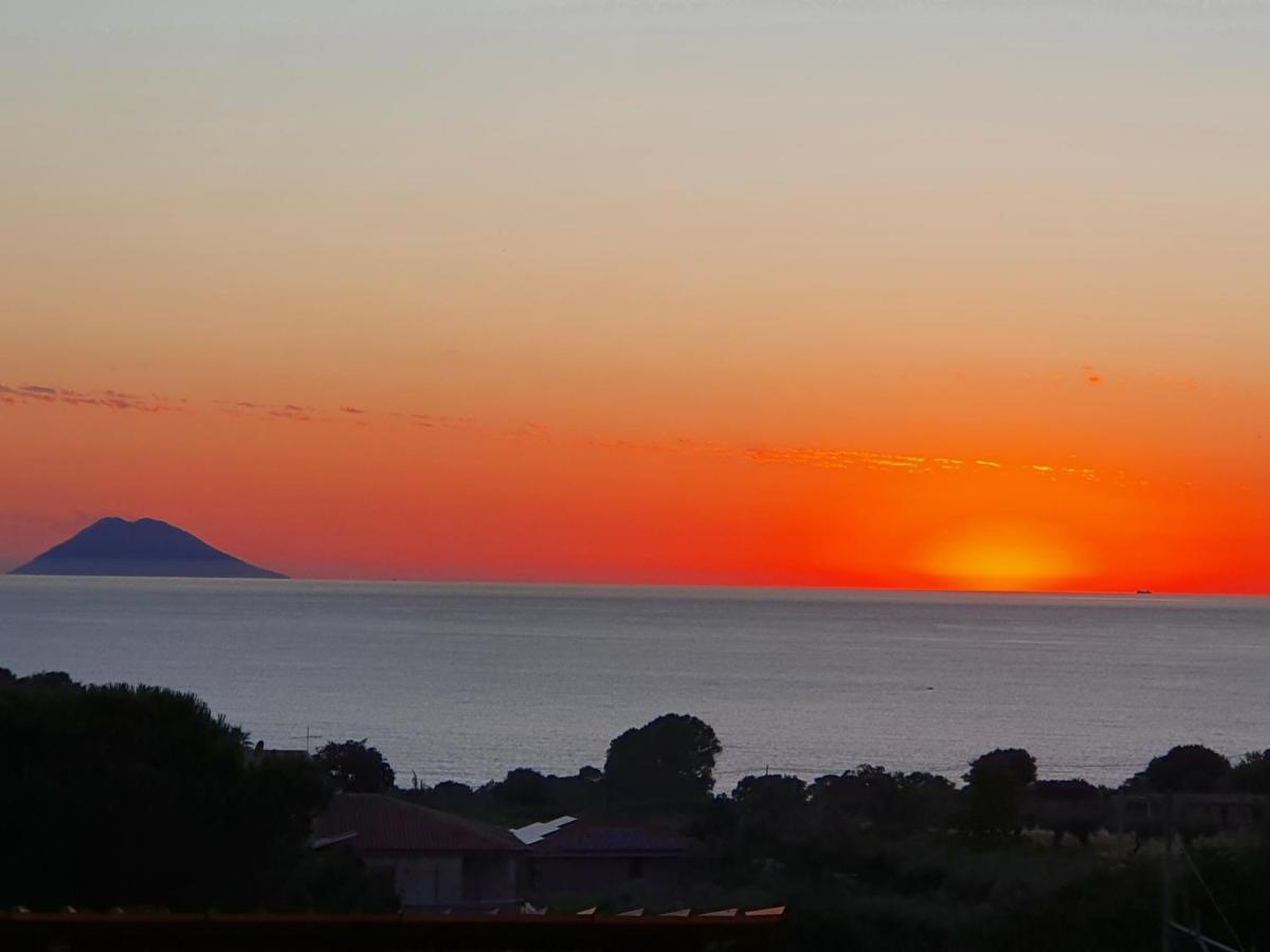 Laura Casa Vacanze Capo Vaticano Exterior foto